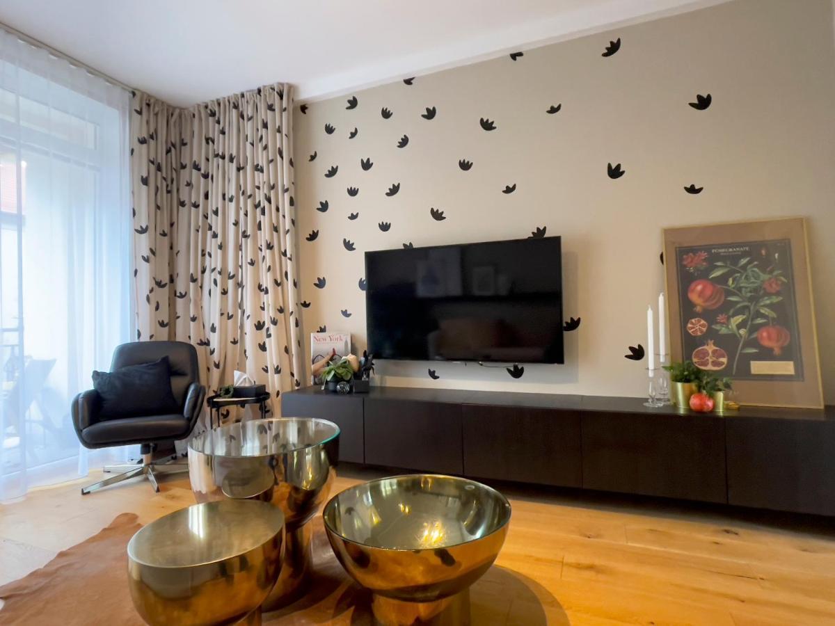 Sweet Home By Zoom Apartments Pressburg Exterior foto