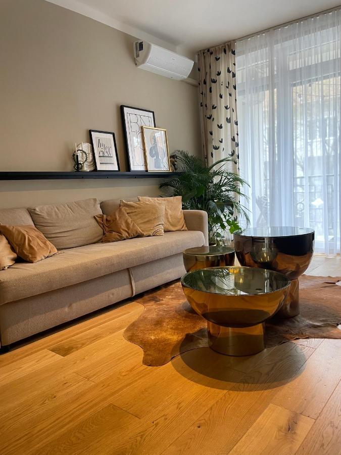 Sweet Home By Zoom Apartments Pressburg Exterior foto